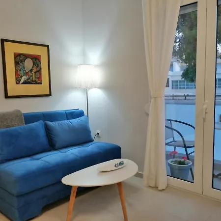 公寓 Personal Homes 罗希姆诺