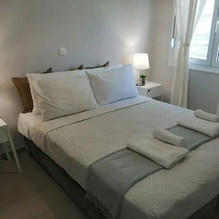 Personal Homes דירה *